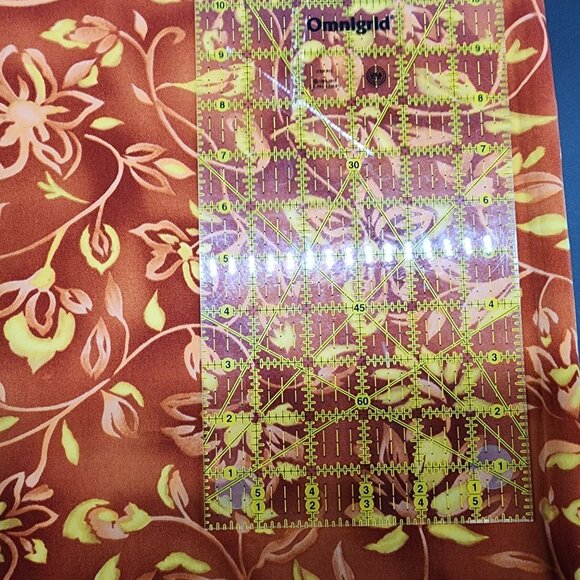 Vintage Floral Fabric By HI-Fashion Fabrics Inc. 44" Wide 3 Yards Non Stretch - Picture 6 of 6